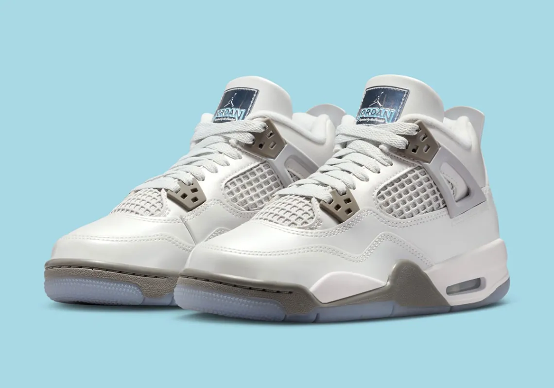 Air Jordan 4 GS blue chill November 01